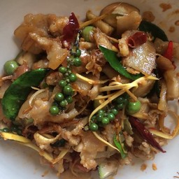 ผัดฉ่าหมูป่า