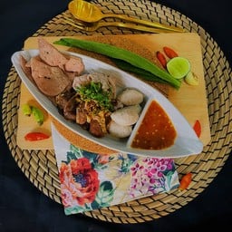 ลวกจิ้มรวมมิตรชีวิตจี๊ดจ๊าด