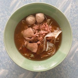 ก๋วยเตี๋ยวเนื้อ