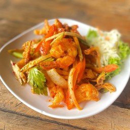 ยำสามกรอบ