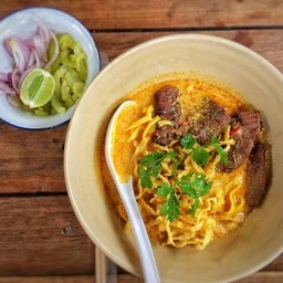 ข้าวซอยเนื้อ