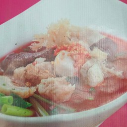 ก๋วยเตี๋ยวกากหมู