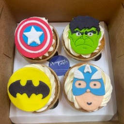 ซุปเปอร์ฮีโร่ คัพเค้ก เซ็ท 4 ถ้วย