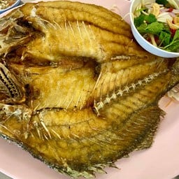Deep Fried Sea Bass Top with Fish Sauce