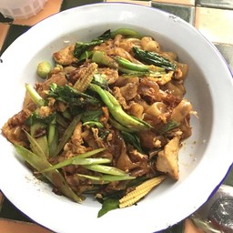 ก๋วยเตี๋ยวโบราณอาพาร์ทเม้นออมทรัพย์