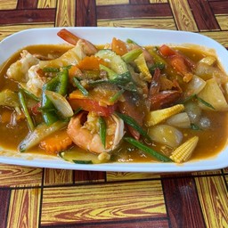 ผัดเปรี้ยวหวานกุ้ง