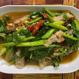 ป้าบุญ  อาหารตามสั่ง