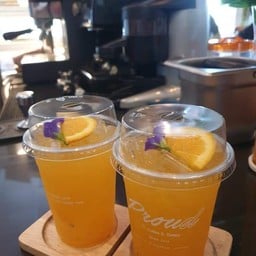 น้ำส้มคั้น