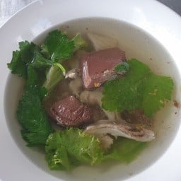 โกหม่อง ข้าวมันไก่