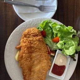 สเต็กปลาดอลลี่