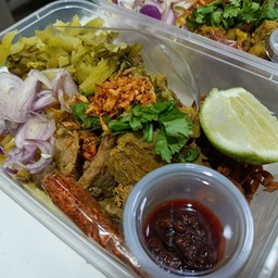 ข้าวซอยเนื้อ