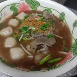 ก๋วยเตี๋ยวโกเด้งบ้านล่าง