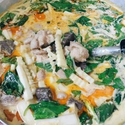 อาหารตามสั่งครัวเจ๊แหม่ม