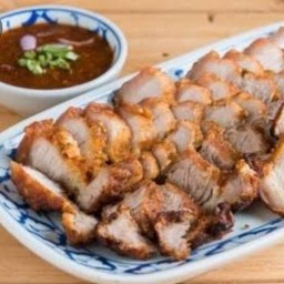 เจ๊นุ้ย อาหารของทอดและเครื่องดื่ม 1