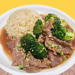 (Best Seller 15%Off) ข้าวเนื้อบร็อคคอลี่ [Beef Broccoli]