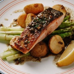 Grilled Salmon Lemon Caper Sauce