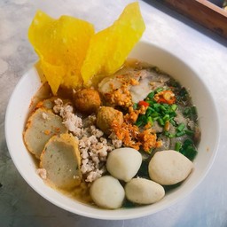 ร้านก๋วยเตี๋ยวหมูน้ำใส เพชรเกษม 48