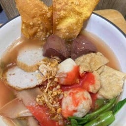 ก๋วยเตี๋ยวโบราณสูตร อาม่า