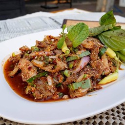 น้ำตกหมู