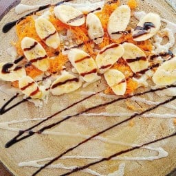 ร้านนับดาว เครปซิ่ง&น้ำปั่น ชา กาแฟ  (ติ๊กลูกชิ้นทอด)