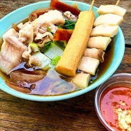 ชาบูเสียบไม้กาดฝายหิน