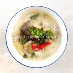 ต้มข่าไก่