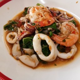กระเพรารวมมิตร