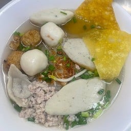 ก๋วยเตี๋ยวน้ำพิเศษ
