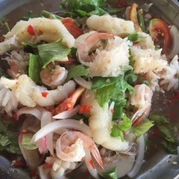 ยำครูจี ถ.ทุ่งศรีเมือง เยื้องร้านตกเซ้งเครื่องเขียน