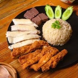 นานาข้าวมันไก่ไหหลำ