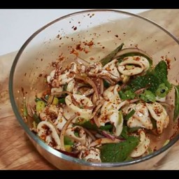 ลาบปลาหมึก