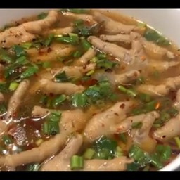 ต้มยำชุปเปอร์ตีนไก่