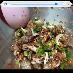 ยำหอยแครง