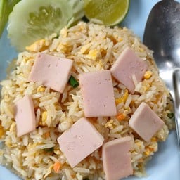 ข้าวผัดแฮม