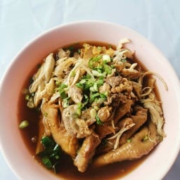 ก๋วยเตี๋ยวไก่มะระธรรมดา