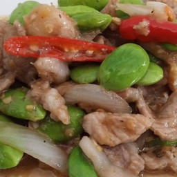 ผ้ดกะปิสะตอหมู