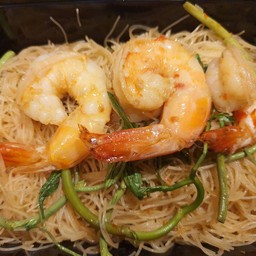 หมี่ผัดกะเฉดกุ้ง