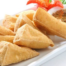 เต้าหู้กระดานทอดน้ำจิ้มรสเด็ด