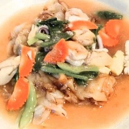 ก๋วยเตี๋ยวราดหน้า