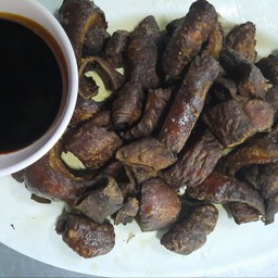 ใส้พะโล้ทอด