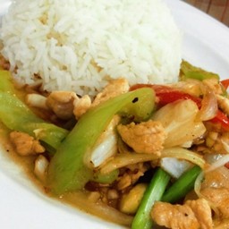 ข้าวราด - ผัดพริกหยวก