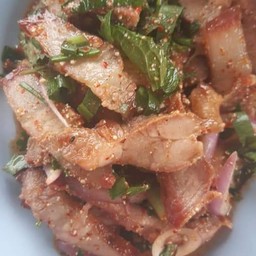 น้ำตกหมูย่าง
