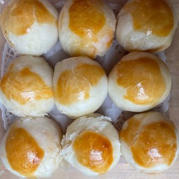 ขนมเปี๊ยะอบควันเทียน