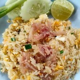ข้าวผัดแหนม
