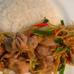 ข้าวราด - ผัดขิง