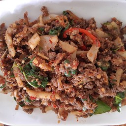 ผัดเผ็ดกบ