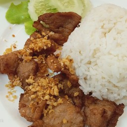 ข้าวทอดกระเทียม