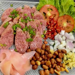 แหนมทรงเครื่อง