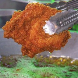 ข้าวหมูทอดจับกัง