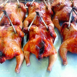 ลุงดอนไก่อบโอ่ง-ปลานินอบโอ่ง ( ตลาดทุ่งยั้ง )
